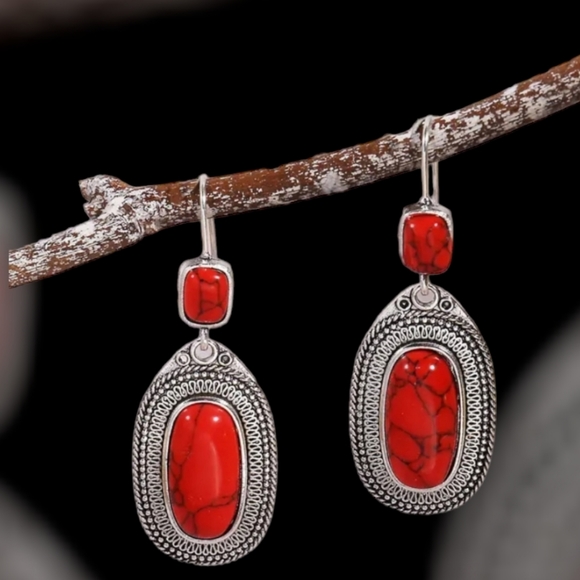 Vintage Drop Earrings Metal Engraved Pattern With Oval Cut Synthetic Gems. - Picture 2 of 6